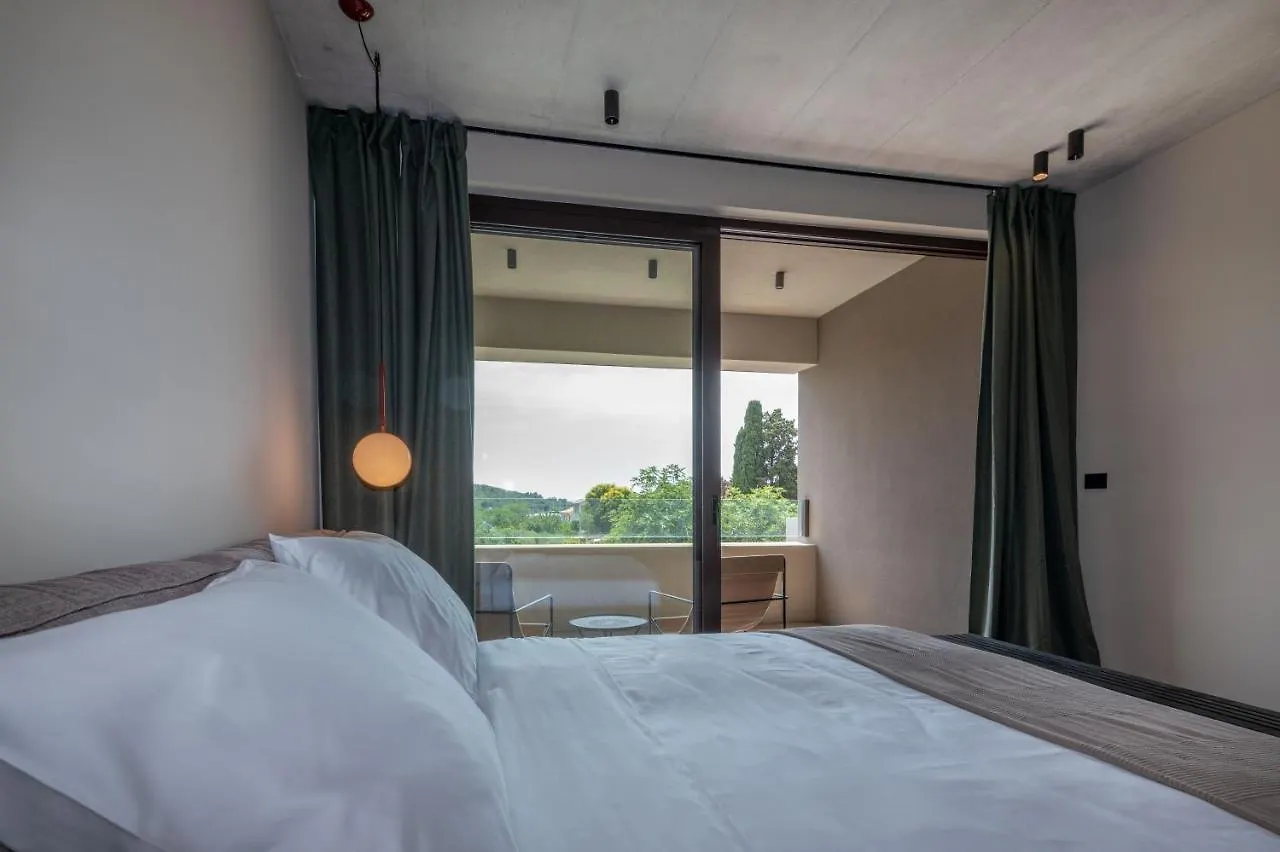 Luxury Beachside Villa With A Pool And A Sea View Banjole