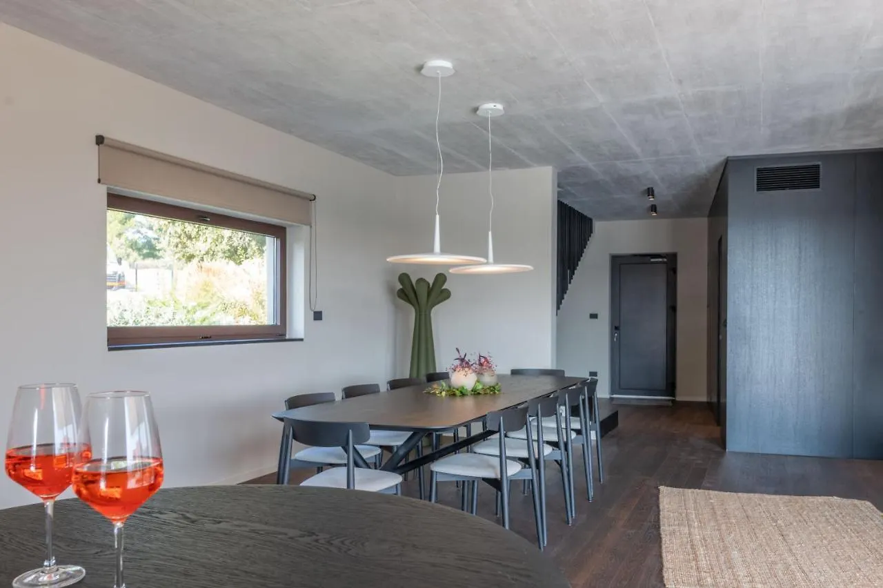 Luxury Beachside Villa With A Pool And A Sea View Banjole