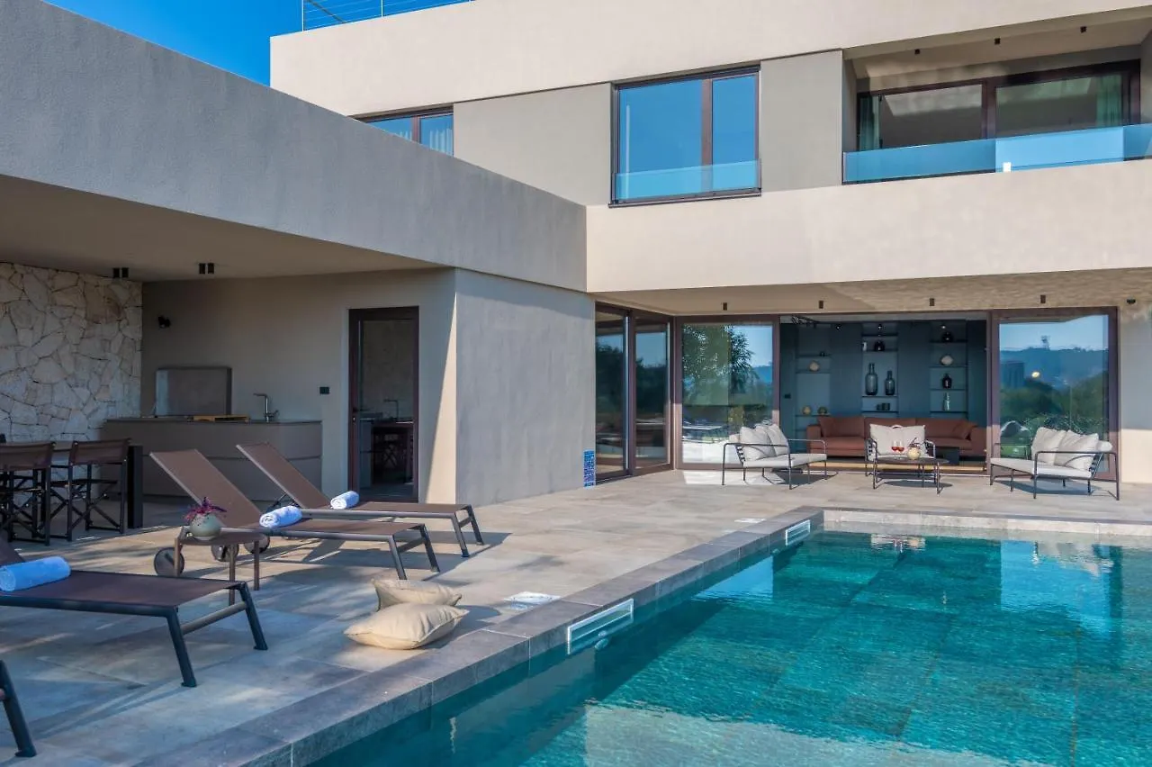 Luxury Beachside Villa With A Pool And A Sea View Banjole