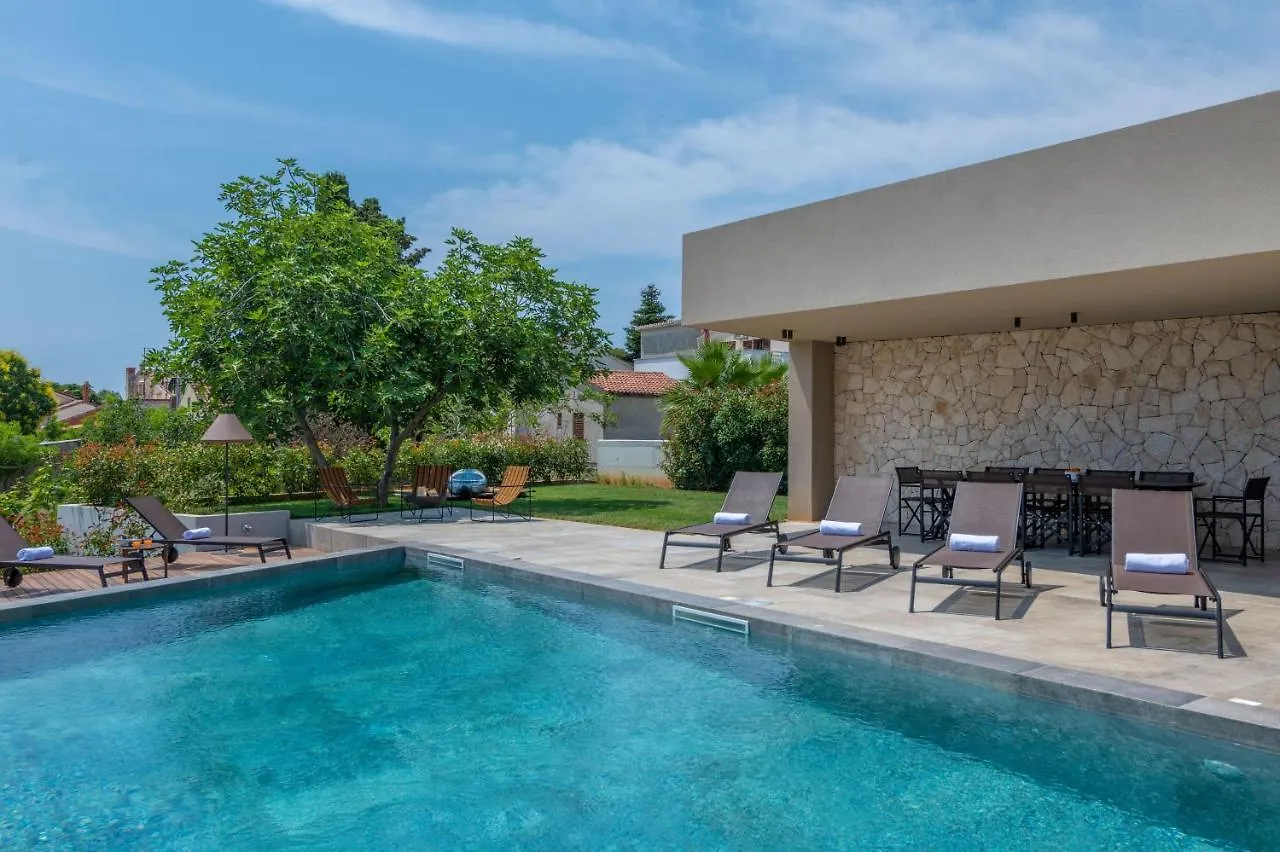 Luxury Beachside Villa With A Pool And A Sea View Banjole 0*,  Croatia
