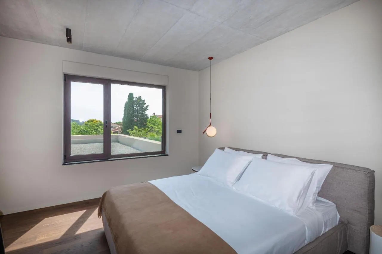 Luxury Beachside Villa With A Pool And A Sea View Banjole